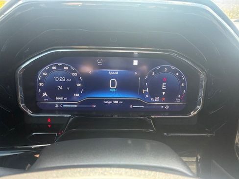 Used 2023 Chevrolet Silverado 1500 ZR2 w/ Technology Package image 12