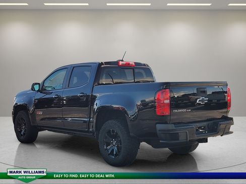 Used 2020 Chevrolet Colorado Z71 w/ Z71 Midnight Edition AWD/4WD image 6