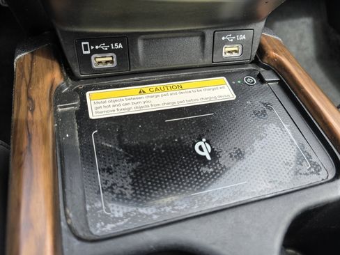Used 2021 Honda CR-V Touring image 8