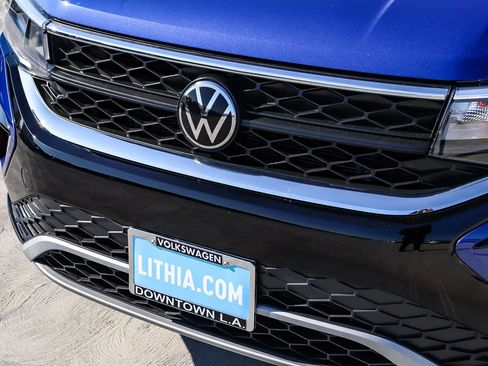 Used 2024 Volkswagen Taos S image 8