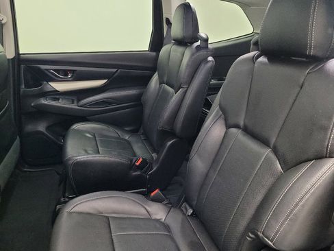 Used 2020 Subaru Ascent Premium w/ Convenience Package image 18
