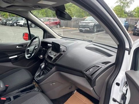 Used 2022 Ford Transit Connect XLT FWD image 7