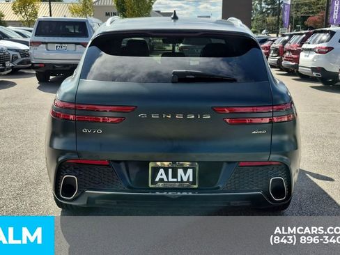 Used 2023 Genesis GV70 2.5T w/ Advanced Package image 7