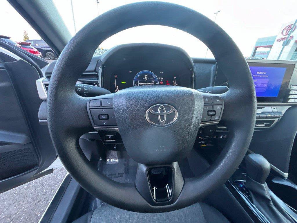 Used 2026 Toyota Camry LE FWD image 20