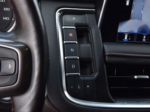 Used 2021 Chevrolet Tahoe RST w/ Luxury Package image 31