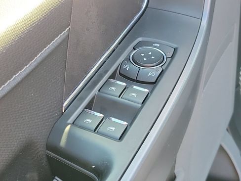 Used 2025 Ford F150 XLT w/ Equipment Group 301A Standard RWD image 18