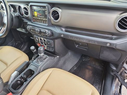 Used 2019 Jeep Wrangler Unlimited Rubicon image 24