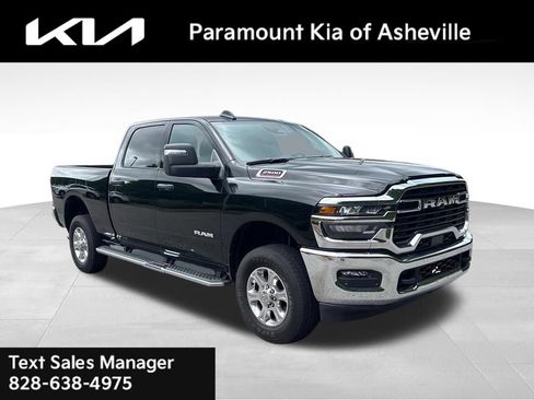 Used 2026 RAM 2500 Big Horn AWD/4WD image 1