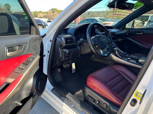 Used 2019 Lexus IS 300 AWD image 5