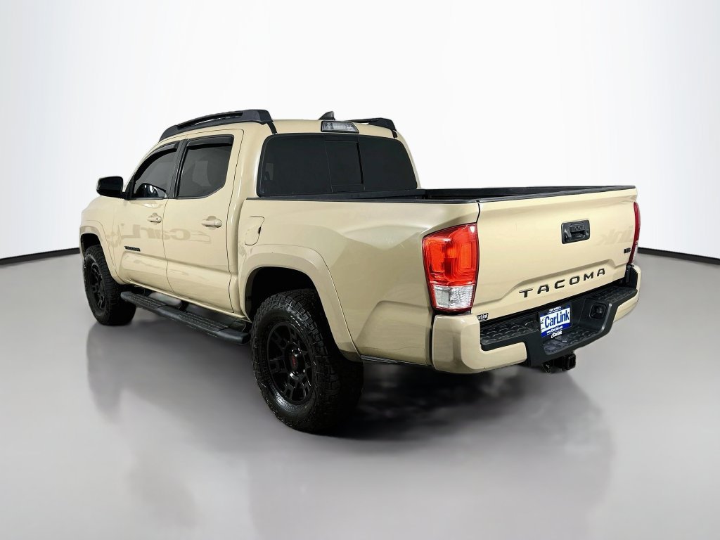 Used 2019 Toyota Tacoma TRD Sport RWD image 5