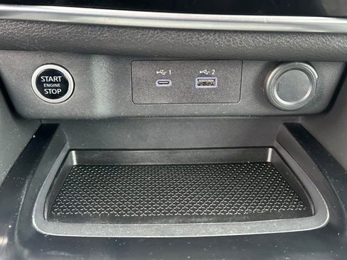 Used 2021 Nissan Rogue S image 34