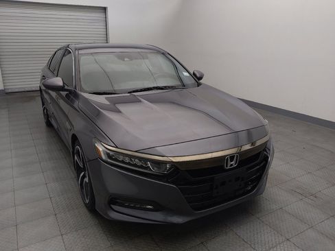 Used 2018 Honda Accord Sport image 14