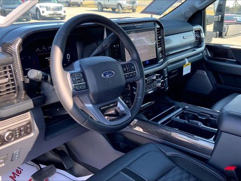 New 2026 Ford F250 Lariat w/ Black Appearance Package AWD/4WD image 8