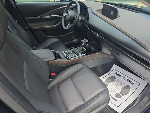 Certified 2025 MAZDA CX-30 AWD 2.5 S w/ Premium Package image 19