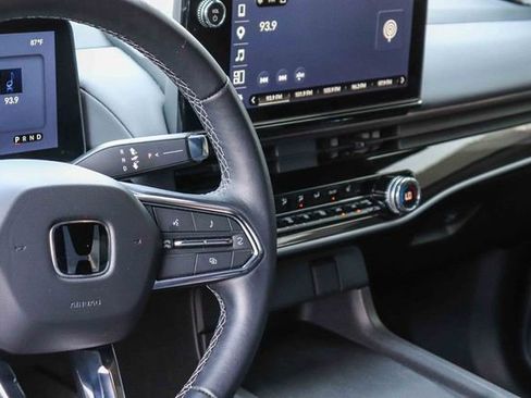 Used 2025 Honda Prologue Touring image 21