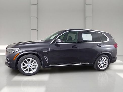 Used 2022 BMW X5 xDrive45e w/ Premium Package AWD/4WD image 48