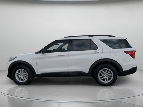 New 2026 Ford Explorer Active RWD image 17