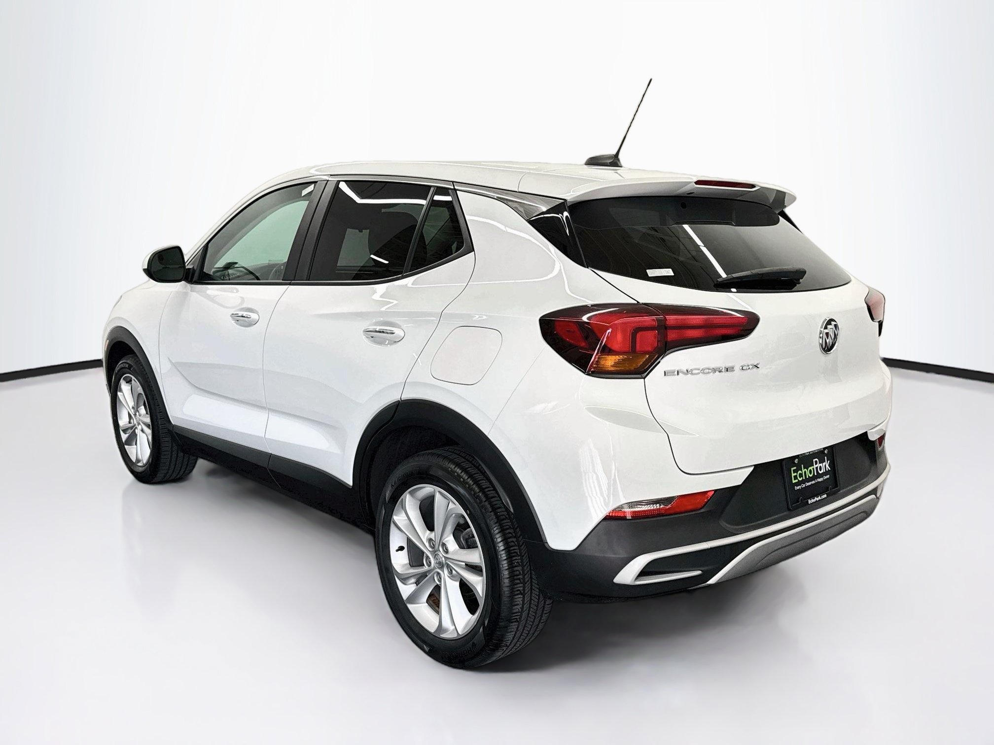Used 2023 Buick Encore GX Preferred w/ Cold Weather Comfort Package FWD image 5