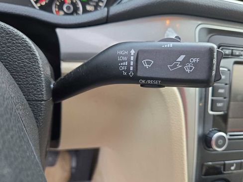 Used 2015 Volkswagen Passat 1.8T Limited Edition image 22