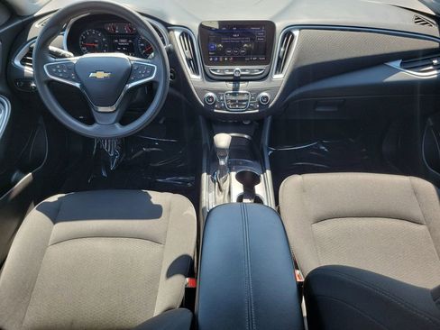 Used 2025 Chevrolet Malibu LT image 13