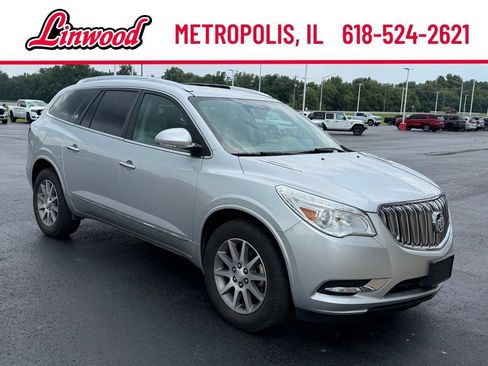 Used 2017 Buick Enclave Leather FWD image 4