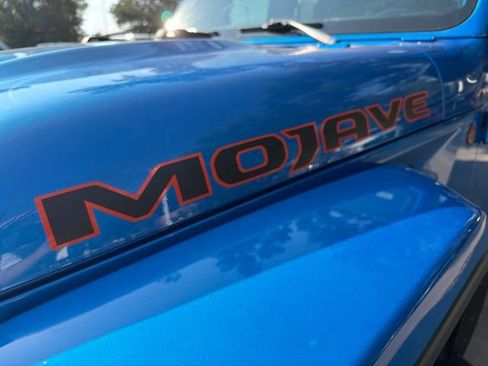 Used 2021 Jeep Gladiator Mojave AWD/4WD image 12