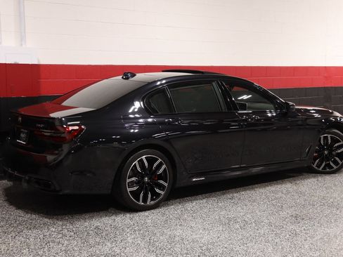 Used 2018 BMW 750i xDrive AWD/4WD image 8