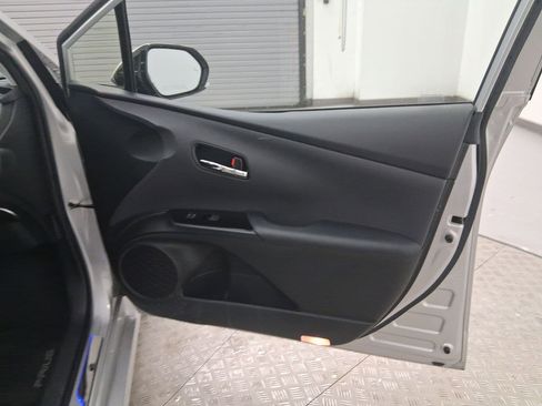 Used 2020 Toyota Prius Limited image 28