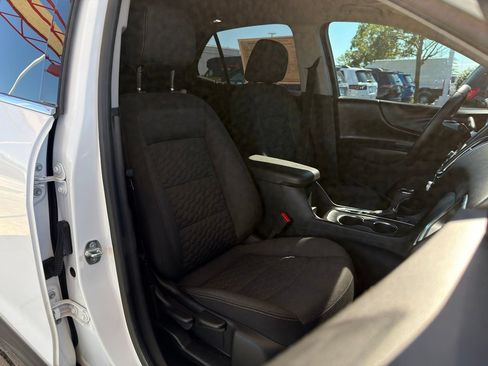Used 2020 Chevrolet Equinox LT FWD image 35