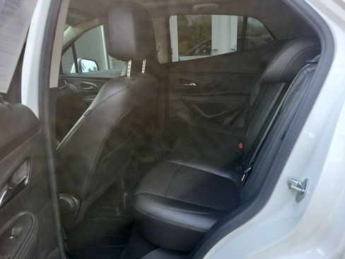 Certified 2022 Buick Encore Preferred AWD/4WD image 16