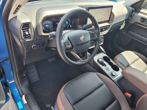 New 2025 Ford Bronco Sport Outer Banks w/ Outer Banks Tech Package+ image 8