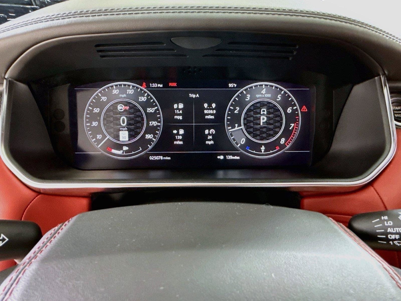 Used 2022 Land Rover Range Rover Sport SVR AWD/4WD image 12