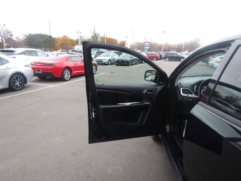 Used 2018 Dodge Journey GT image 7