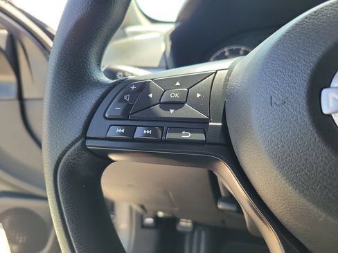 Used 2025 Nissan Altima 2.5 S FWD image 22