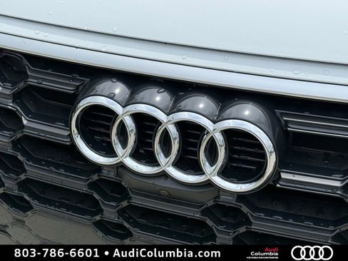 Used 2023 Audi Q5 2.0T Prestige w/ Prestige Package AWD/4WD image 7