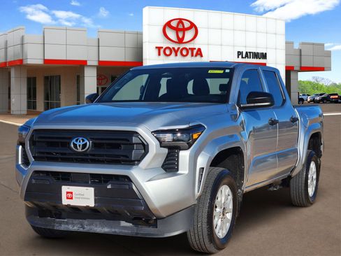Used 2024 Toyota Tacoma SR image 2