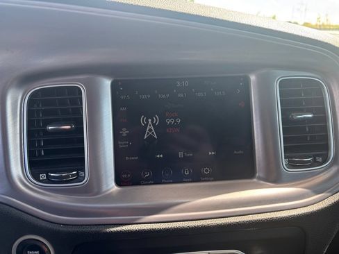 Used 2023 Dodge Charger SXT RWD image 16