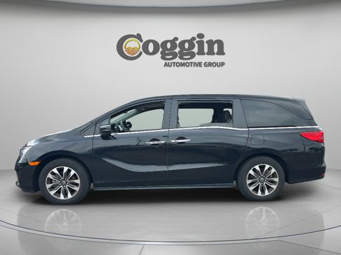 Used 2024 Honda Odyssey EX-L image 2
