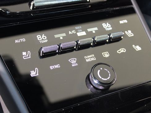 New 2026 Porsche Cayenne image 32