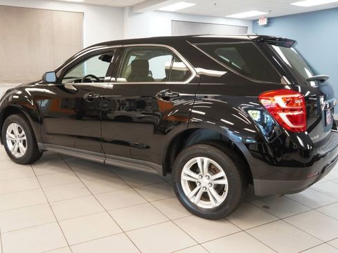 Used 2017 Chevrolet Equinox LS FWD image 7