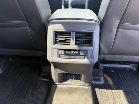 Used 2018 Volkswagen Atlas SE AWD/4WD image 20