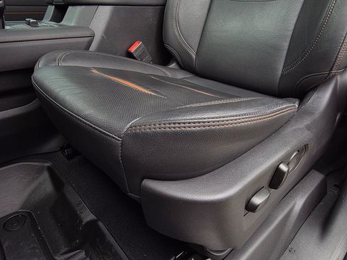 Used 2025 GMC Sierra 1500 AT4 w/ AT4 Premium Package image 22