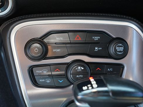Used 2020 Dodge Challenger SXT w/ Blacktop Package RWD image 27