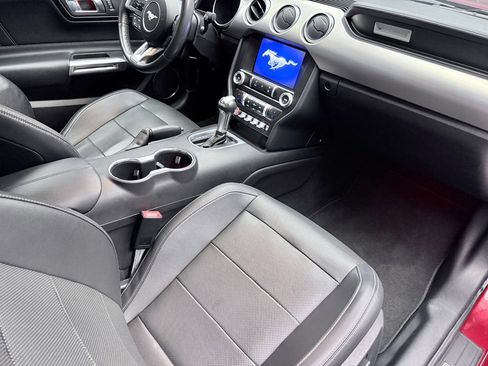 Used 2019 Ford Mustang GT Premium RWD image 11