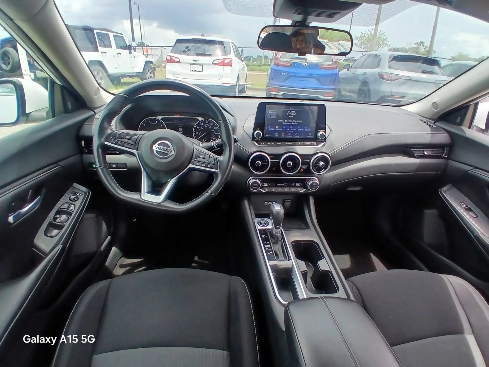 Used 2021 Nissan Sentra SV FWD image 25