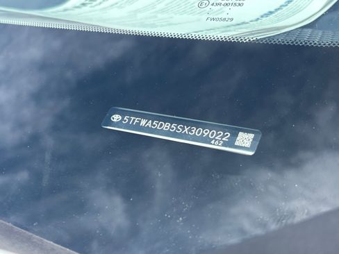 Used 2025 Toyota Tundra Limited w/ TRD Off-Road Package image 24