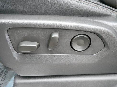 Used 2025 Chevrolet Silverado 1500 High Country w/ Technology Package image 16