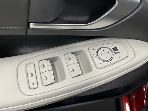 Used 2024 Hyundai Sonata Limited image 31