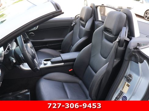 Used 2013 Mercedes-Benz SLK 350 image 2