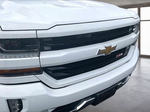 Used 2017 Chevrolet Silverado 1500 LT w/ All Star Edition AWD/4WD image 12